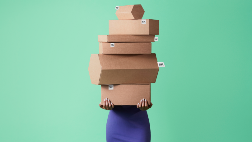 Quase metade dos compradores (44%) considera que embalagens sustentáveis desempenham um papel fundamental ao adquirir moda online.