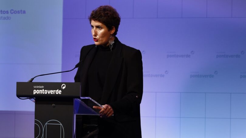 “Inovar com sentido e direção”, faz parte da estratégia para as embalagens apontada pela Secretária de Estado do Ambiente.
