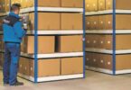 O período de promoções e saldos, entre 1 de novembro de 2021 e 21 de janeiro de 2022, levou a um crescimento das expedições de e-commerce.