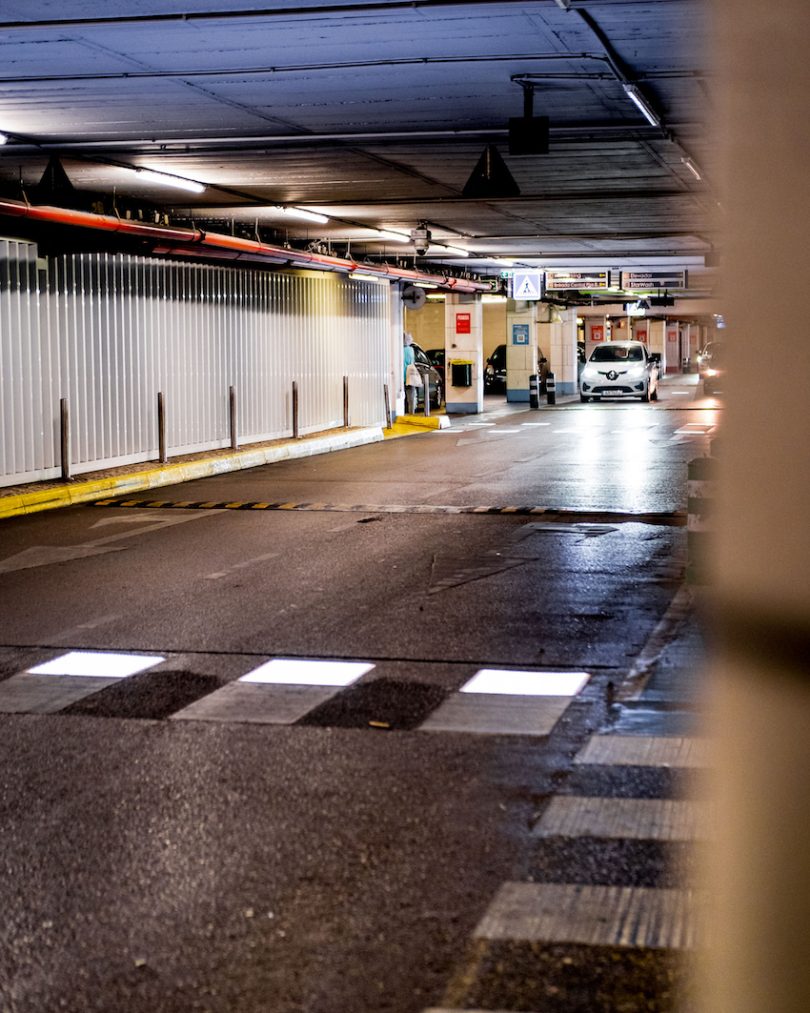 CascaiShopping instala passadeiras inteligentes no parque de estacionamento