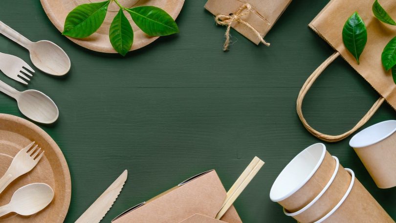 Mais de metade dos portugueses assume culpa ao adquirir produtos embalados em plástico