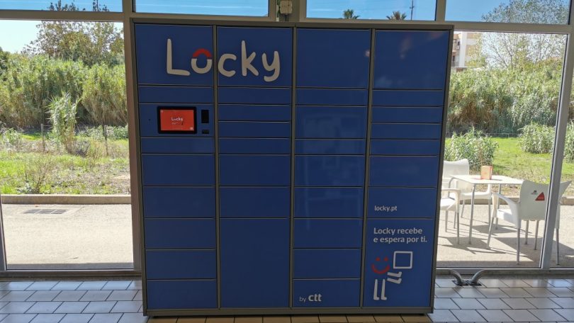 Rede de cacifos Locky com 10 mil portas para levantamento de encomendas