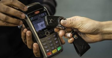 DS  Connected Chic with Contactless Payment key   c