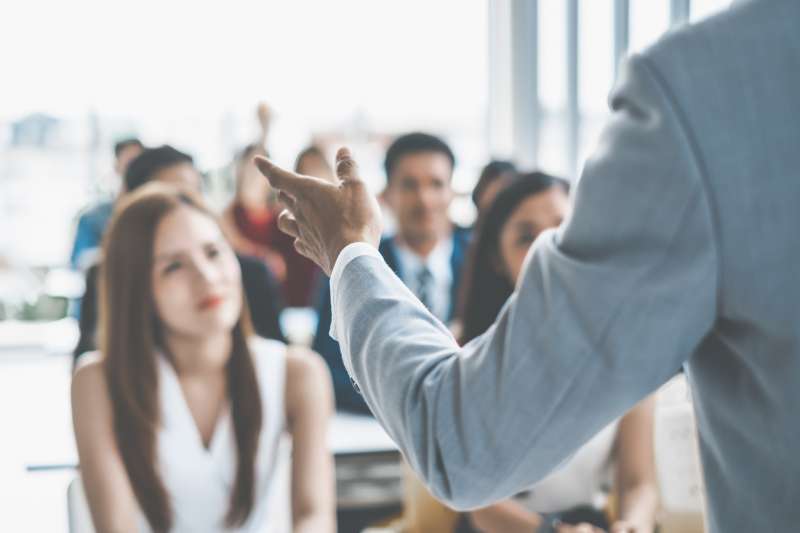 Empresas com programas de formação têm colaboradores mais felizes e são mais rentáveis