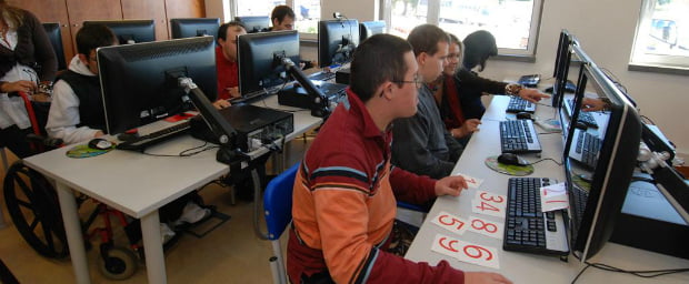 Fundação Vodafone Portugal apoia inclusão social através das TI