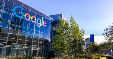 Sistema de IA da Google passa a chamar-se Gemini e tem nova aplicação móvel e serviço de subscrição
