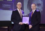 Oliver Richter é distinguido na Logistics Hall of Fame por desenvolver o sistema de pooling da CHEP