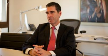 Chegou a altura de falar menos de finanças e falar mais de economia!