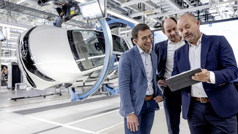 Mercedes-Benz e Microsoft em parceria para melhorar a produção automóvel