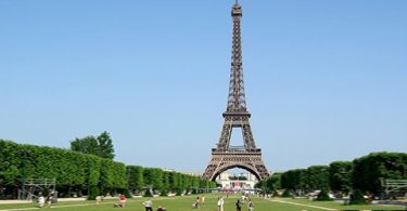 Paris franzone hero