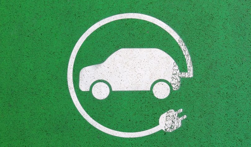 Portugueses lideram ranking de intenções de mudança para veículos elétricos  