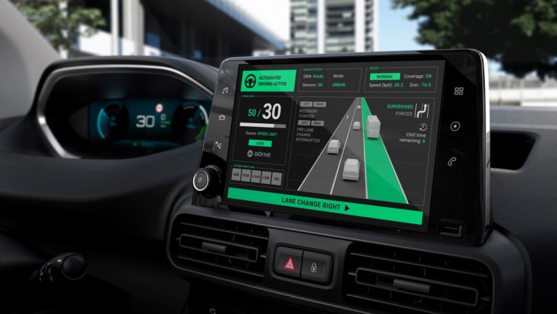 Stellantis adquire start-up de inteligência artificial e condução autónoma