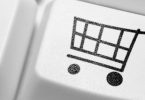 e commerce teclado branco