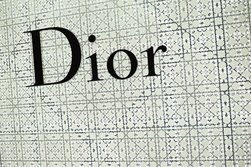 DIOR