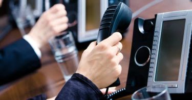 Funcionários do call center da Optimus em greve pela manutenção dos postos de trabalho