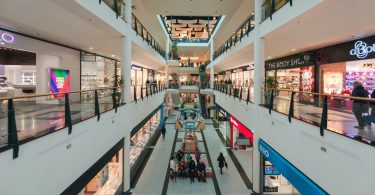 ViaCatarina Shopping disponibiliza serviço de empréstimo de powerbanks