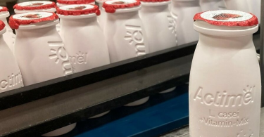 Danone remove rótulos das garrafas de Actimel