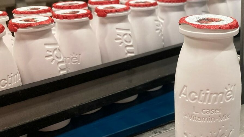 Danone remove rótulos das garrafas de Actimel