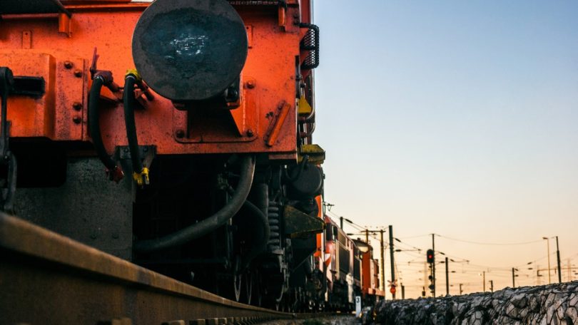 Transporte ferroviário de mercadorias diminuiu 8% em Portugal durante 2022 