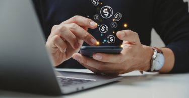 73% dos portugueses planeia aderir a bancos online